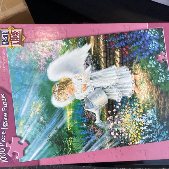 Master Pieces 1000 Piece Jigsaw Puzzle An Angel Gift - Picture 1 of 2